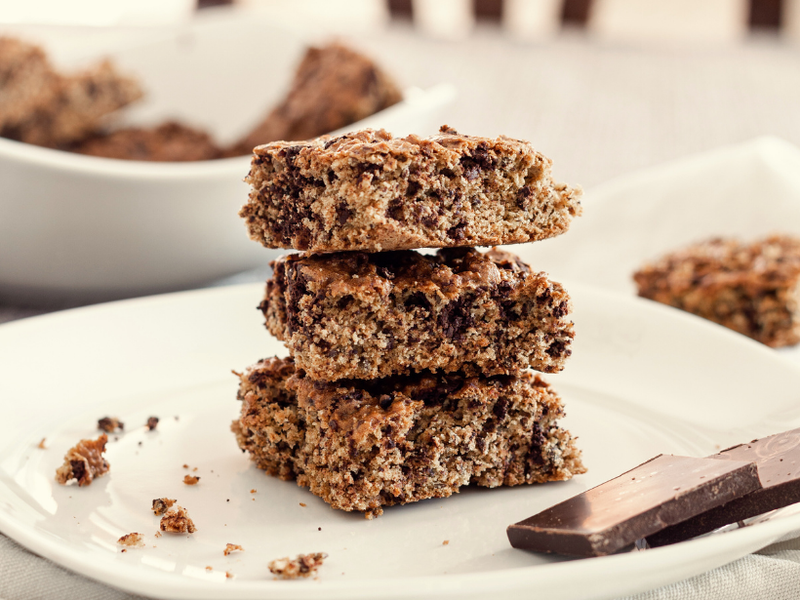 Chocolate Baked Oat Bars  